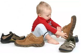 怎樣給寶貝選一雙合適的鞋——學(xué)步鞋兒童鞋挑選手記不得不看